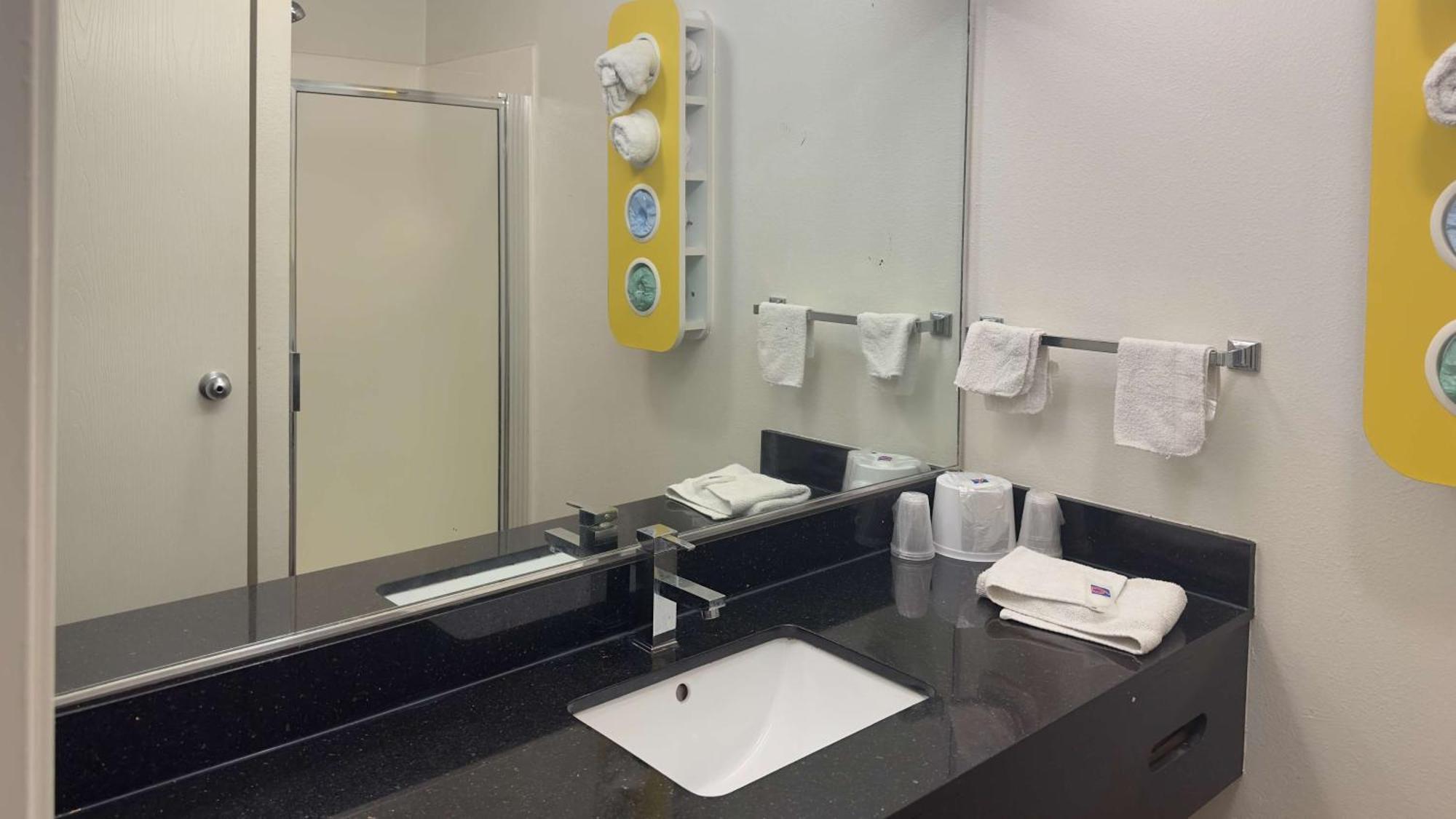 Motel 6-Waterloo, Ia المظهر الخارجي الصورة