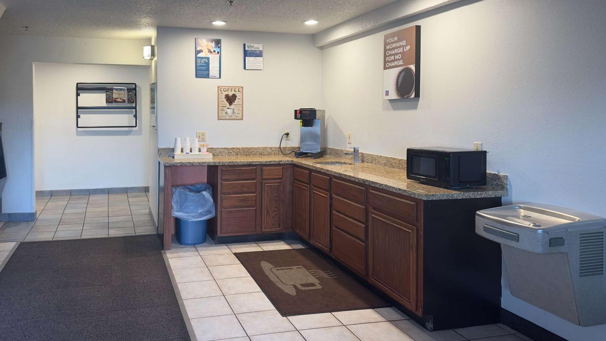 Motel 6-Waterloo, Ia المظهر الخارجي الصورة