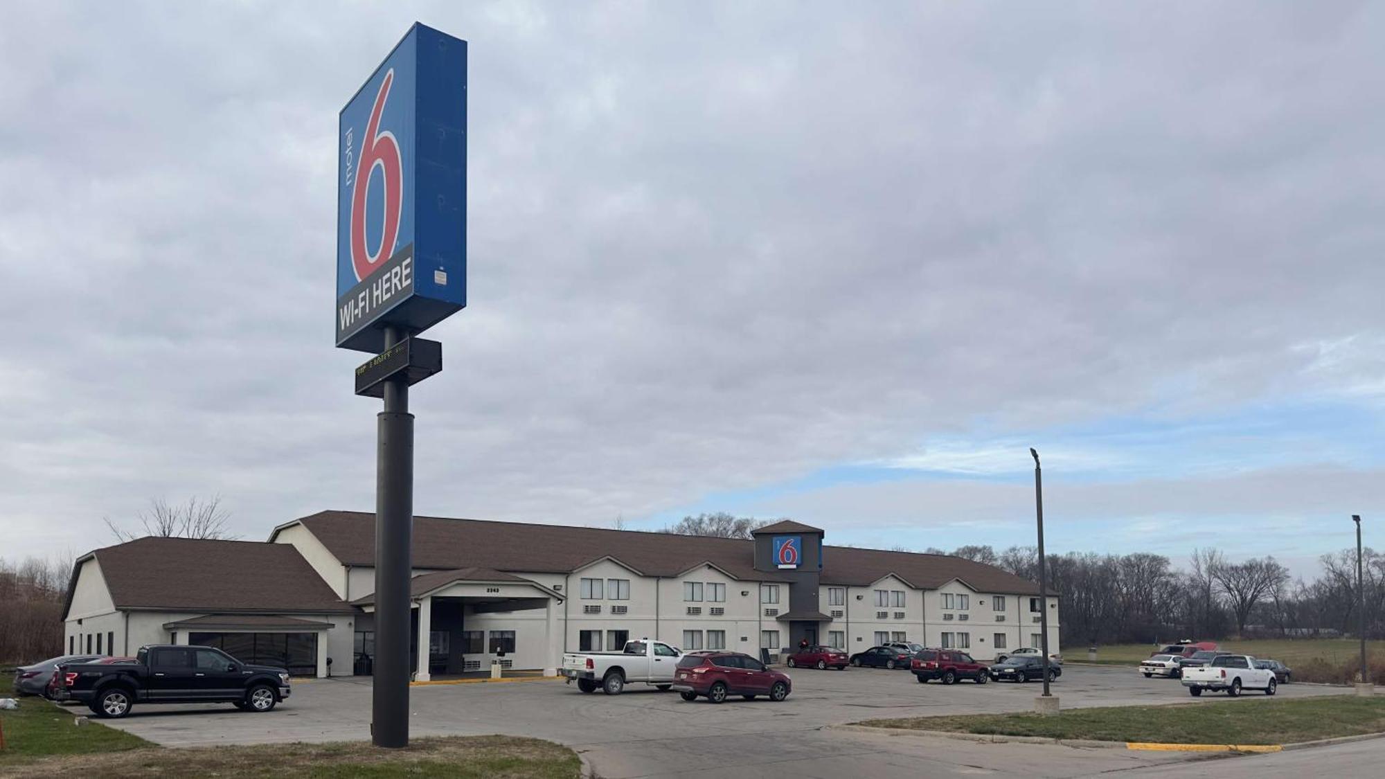 Motel 6-Waterloo, Ia المظهر الخارجي الصورة