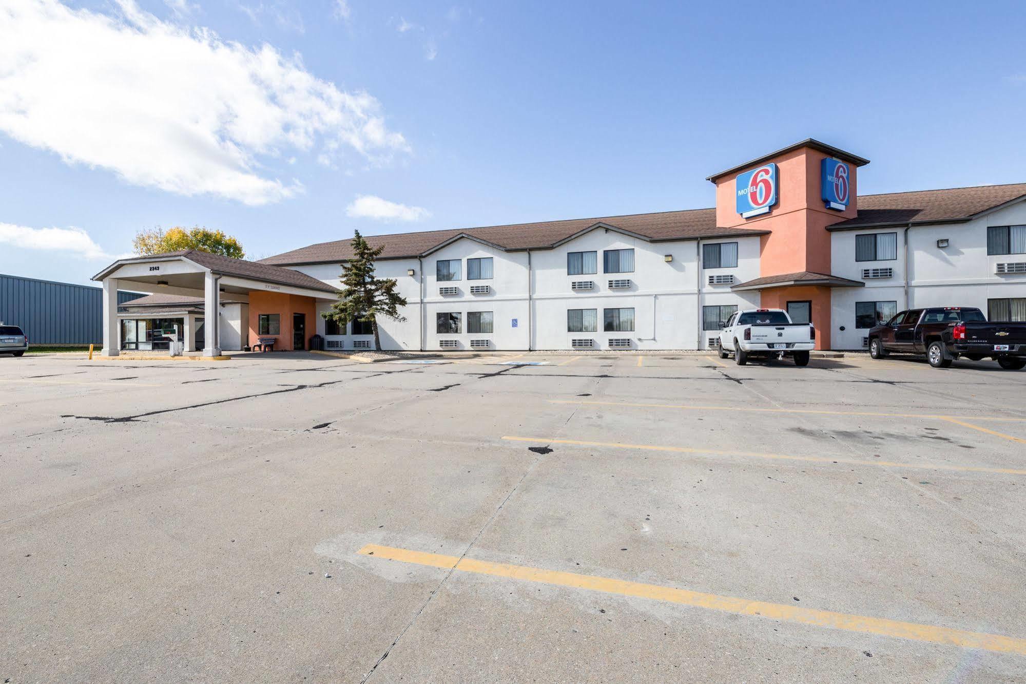 Motel 6-Waterloo, Ia المظهر الخارجي الصورة