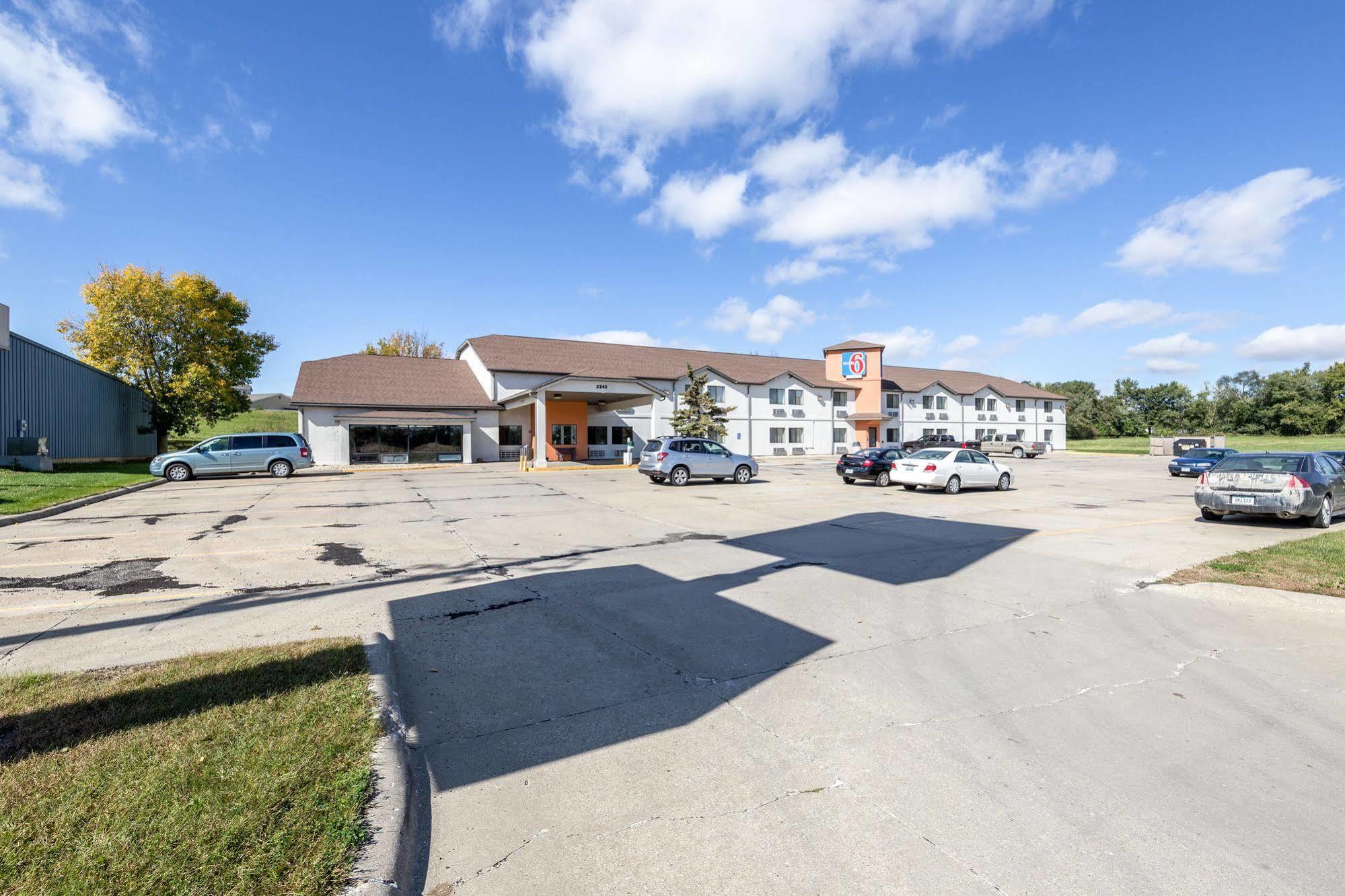 Motel 6-Waterloo, Ia المظهر الخارجي الصورة
