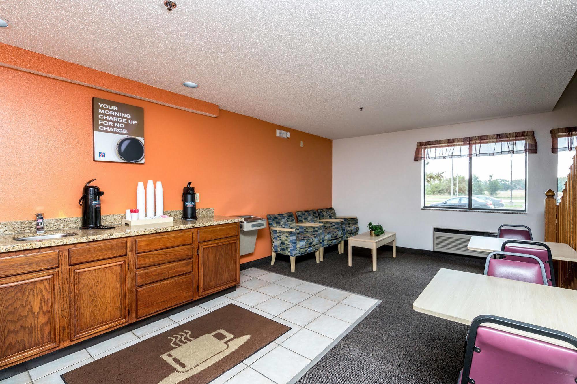 Motel 6-Waterloo, Ia المظهر الخارجي الصورة