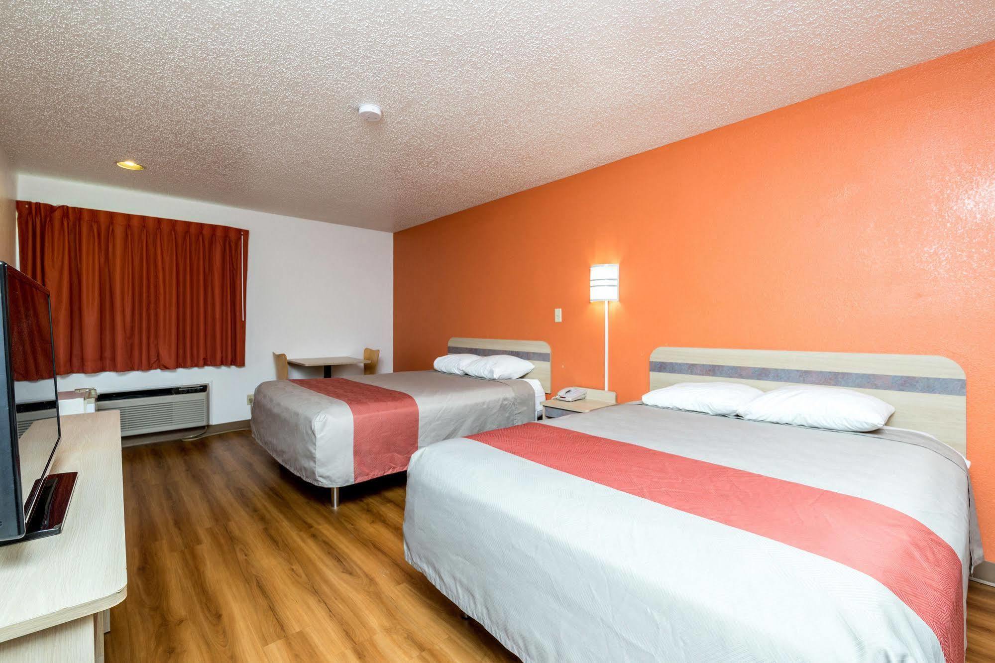 Motel 6-Waterloo, Ia المظهر الخارجي الصورة