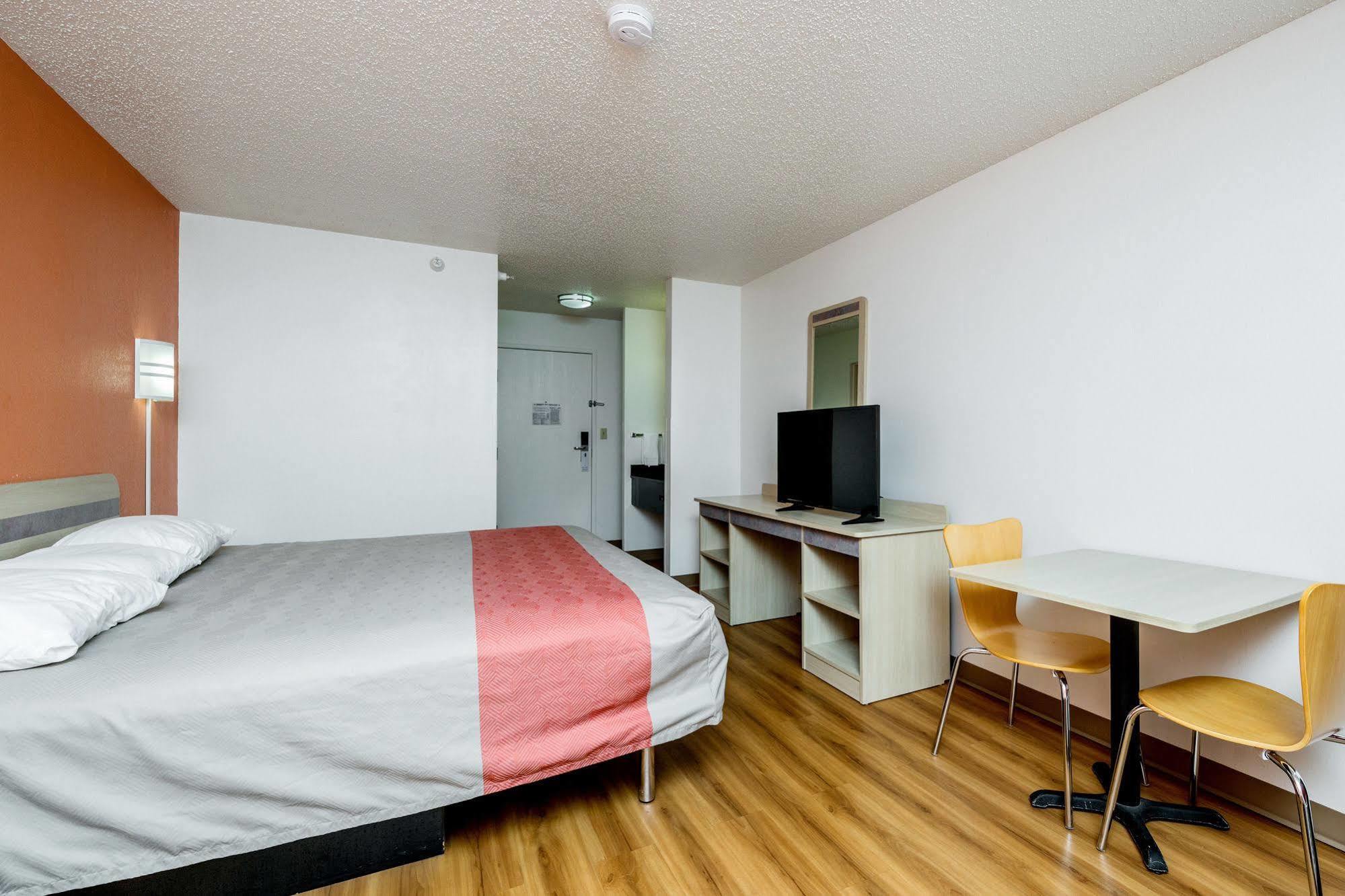 Motel 6-Waterloo, Ia المظهر الخارجي الصورة