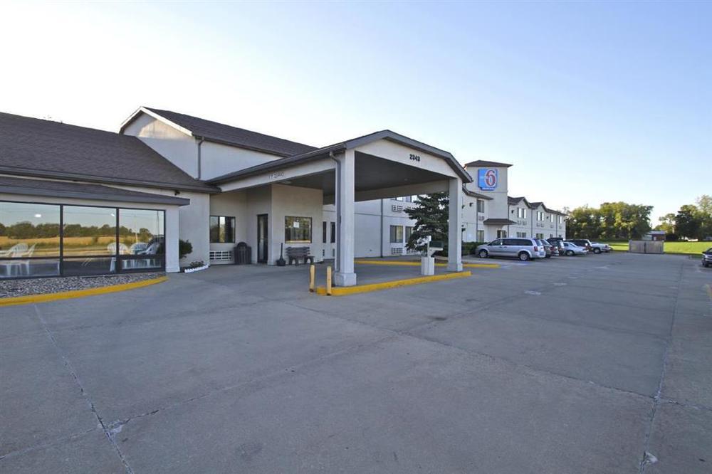 Motel 6-Waterloo, Ia المظهر الخارجي الصورة